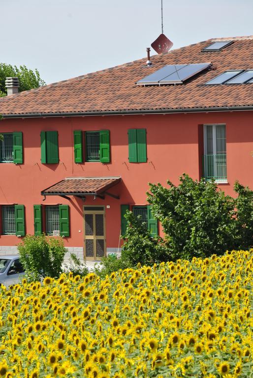 La Cascina B&B Кальдерара-ди-Рено Экстерьер фото